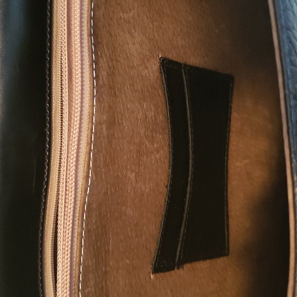 COPY - Women's Kate Spade Brief Case - Picture 4 of 10